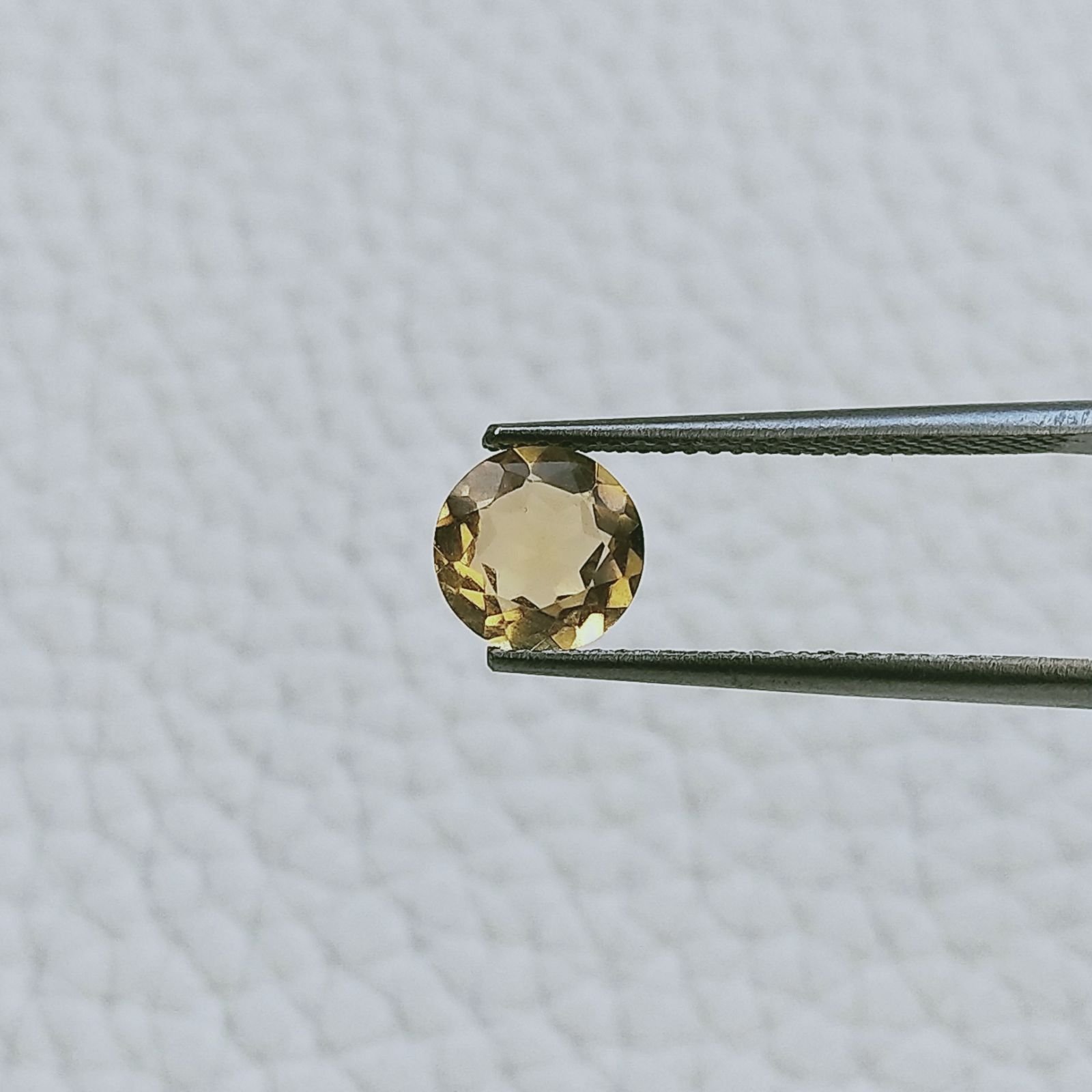 Quarzo Citrino Idrotermale Taglio Tondo Sfaccetata A Mano Gemme Sciolte 7mm 1,10 Carati 1pz
