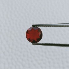 Quarzo Rosso Idrotermale Forma Tondo Sfaccetata A Mano Gemme Sciolte 7X4mm 1,15 Carati 1pz