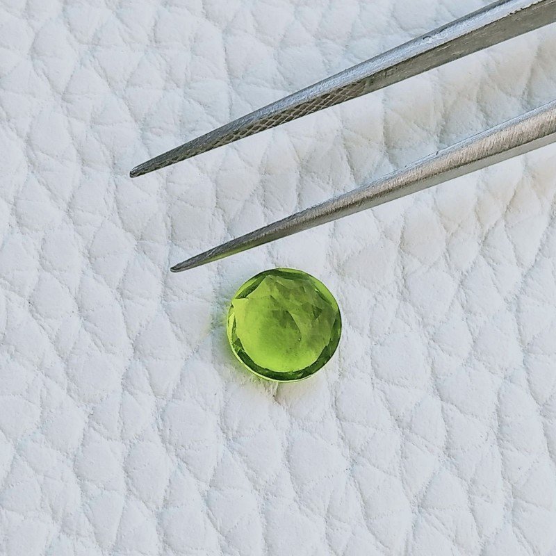 Quarzo Peridoto Idrotermale Taglio Tondo Sfaccetata A Mano Gemme Sciolte 7mm 1,10 Carati 1pz