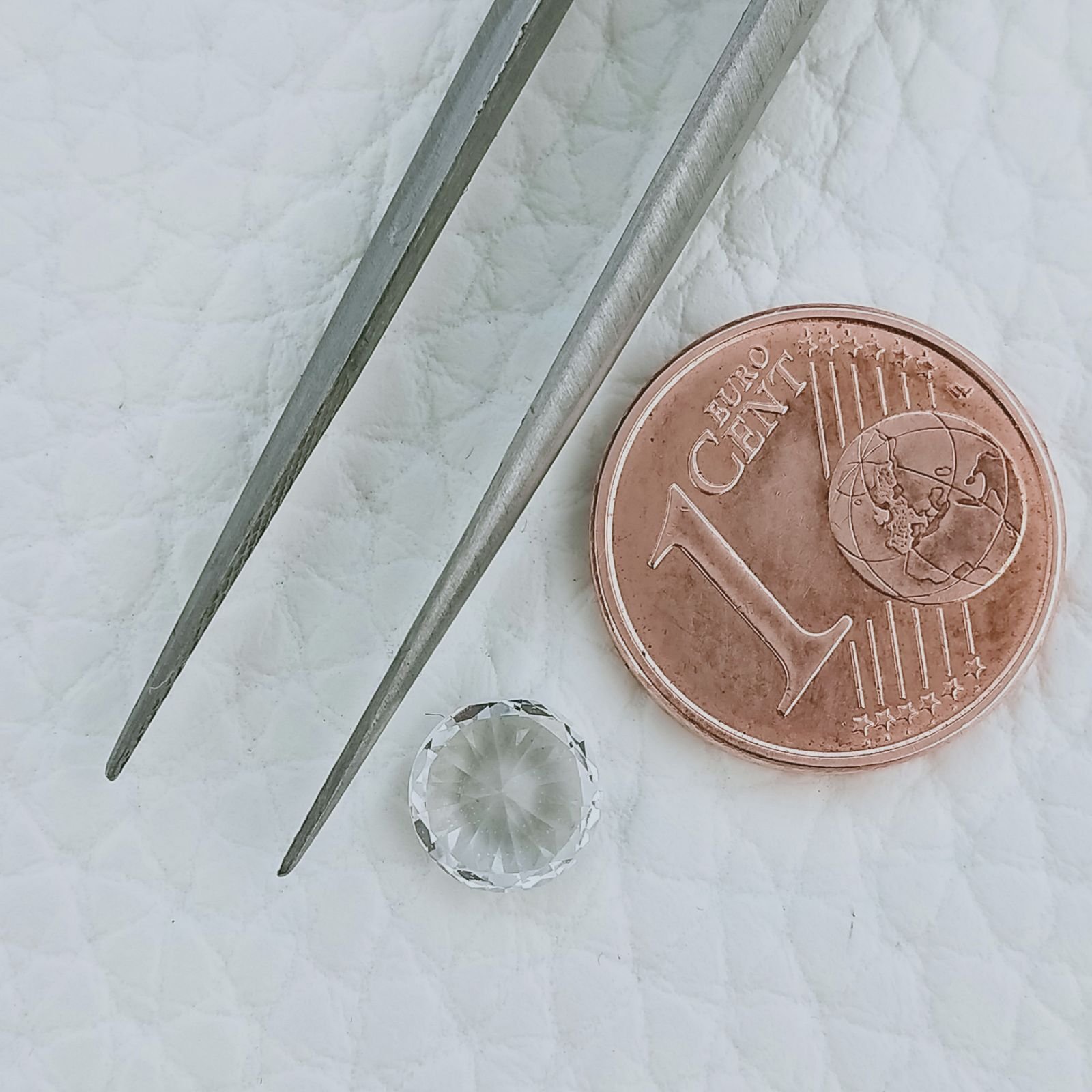 Zircone Forma Tondo Sfaccetata A Mano Gemme Sciolte 6X3mm 1,75 Carati 1pz