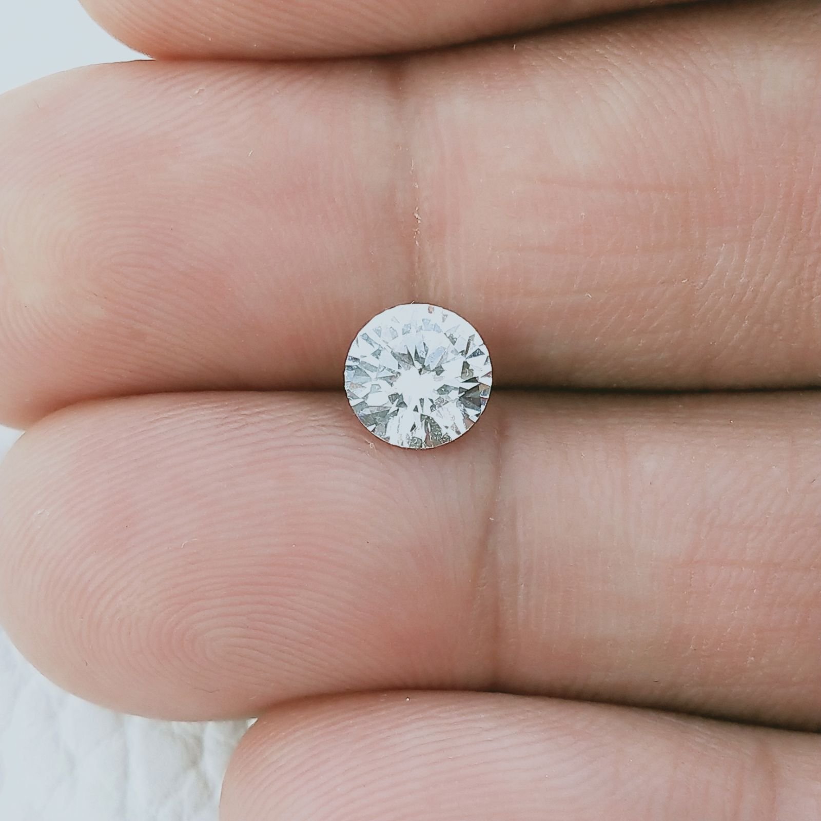 Zircone Forma Tondo Sfaccetata A Mano Gemme Sciolte 6X3mm 1,75 Carati 1pz