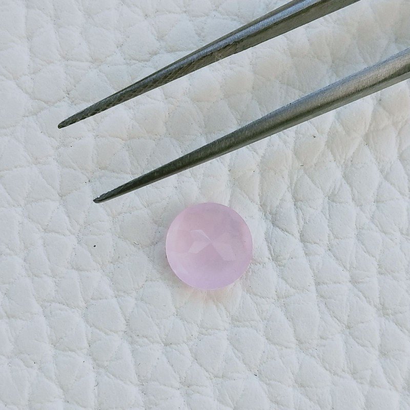 Calcedonio Rosa Idrotermale Forma Tondo Sfaccetata A Mano Gemme Sciolte 7X3-4mm 1,25 Carati 1pz Calcedonio Rosa Idrotermale Forma Tondo Sfaccetata A Mano Gemme Sciolte 7X3-4mm 1,25 Carati 1pz