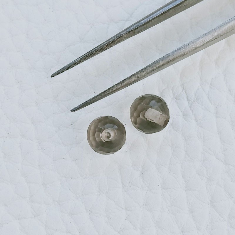 Quarzo Fume Tondo Sfaccettato A Mano Mezzo Forato 6mm 1,60 Carati 1pz