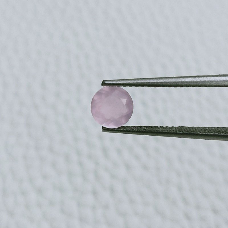 Calcedonia Rosa Idrotermale Taglio Tondo Sfaccetata A Mano Gemme Sciolte 5mm 0,55 Carati 1pz Calcedonia Rosa Idrotermale Taglio Tondo Sfaccetata A Mano Gemme Sciolte 5mm 0,55 Carati 1pz