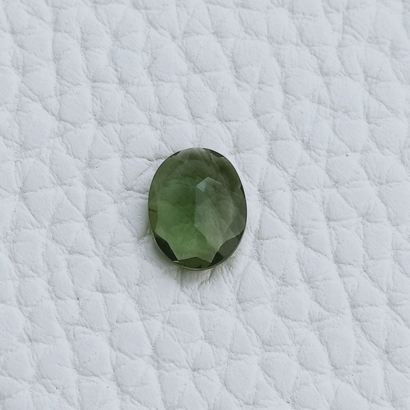 Tormalina Verde Idrotermale Taglio Ovale Sfaccetata A Mano Gemme Sciolte 9X7X3mm 1,95 Carati 1pz