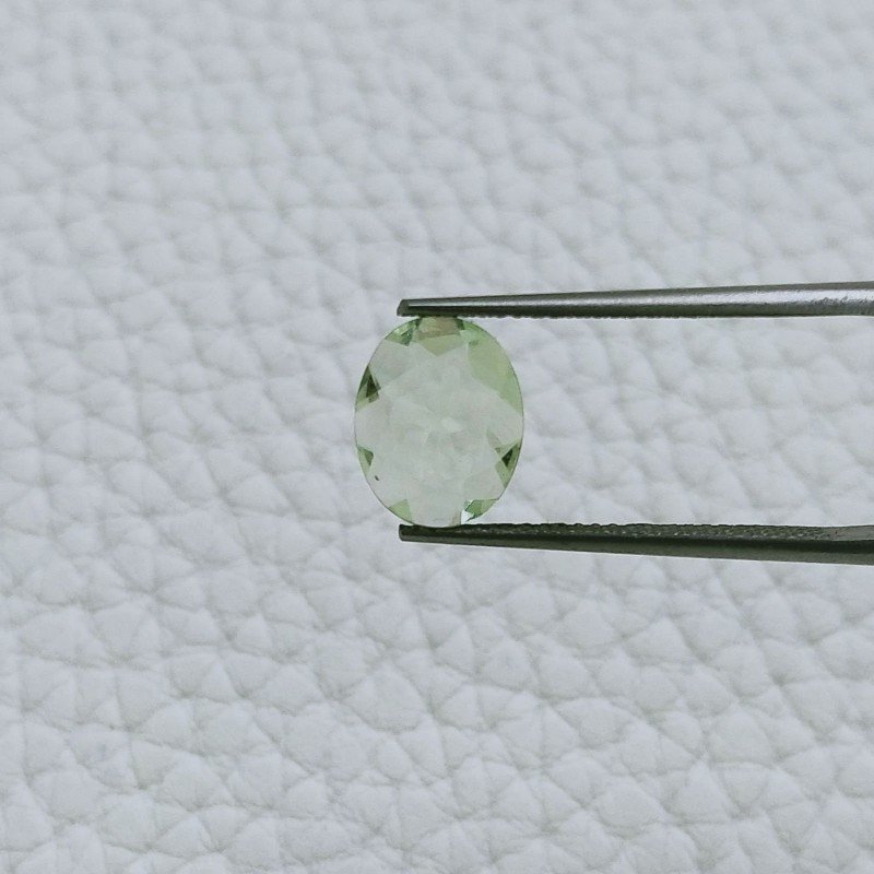Ametista Verde Taglio Ovale Sfaccetata A Mano Gemme Sciolte 9X7X3mm 1,90 Carati 1pz