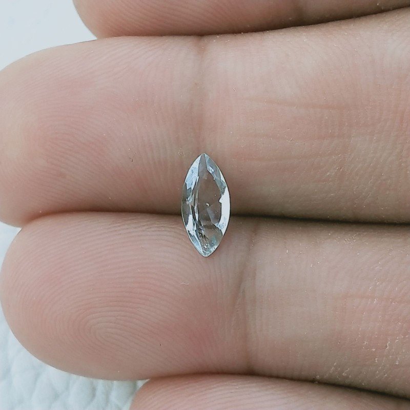 Gemma Sciolta di Acquamarina, Taglio Navetta Sfaccettato a Mano, 9x4x3 mm, 0,70 ct