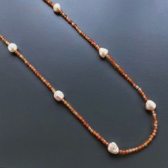 Collana Lunga Pietre Dure Corniola Con Perle Di Fiume Beige Barocche 110cm E Chiusura In Argento 925