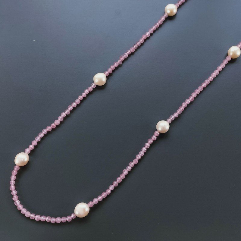 Collana Lunga Pietre Dure Giada Rosa Con Perle Di Fiume Beige Barocche 125cm E Chiusura In Argento 925