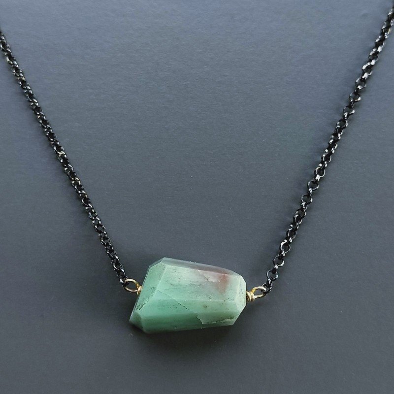 Collana Girocollo Con Catena Brunito Argento 925 E Radice Di Smeraldo Naturale Sfaccettato A Mano 1Pz