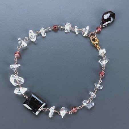Bracciale Nodo Orafo Rosato Con Cristallo Di Rocca E Granato Rosso Forme Miste Sfaccettato A Mano 1pz
