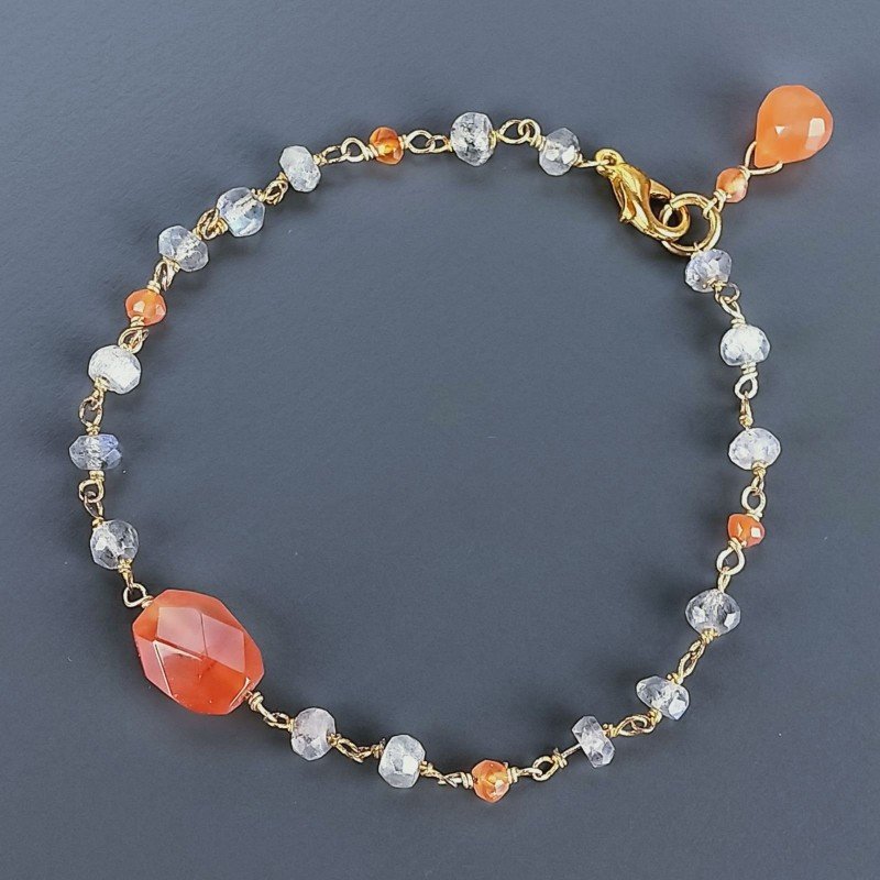 Bracciale Nodo Orafo Dorato Con Labradorite E Corniola Forme Miste Sfaccettato A Mano 1pz