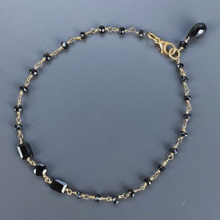 Bracciale Nodo Orafo Dorato Con Spinello Nero E Spinello Nero Forme Miste Sfaccettato A Mano 1pz