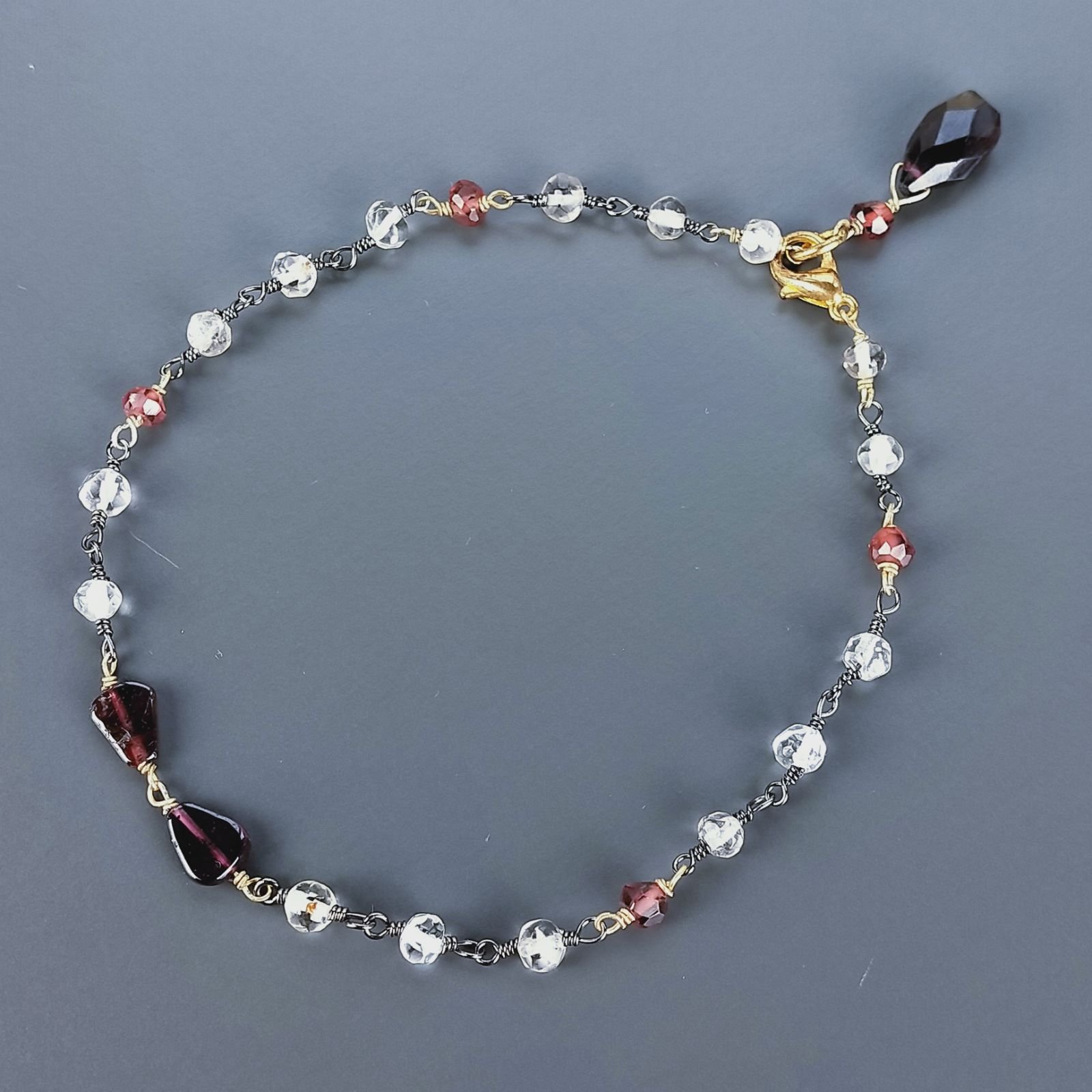 Bracciale Nodo Orafo Rosato Con Quarzo Fume E Granato Rosso Forme Miste Sfaccettato A Mano 1pz