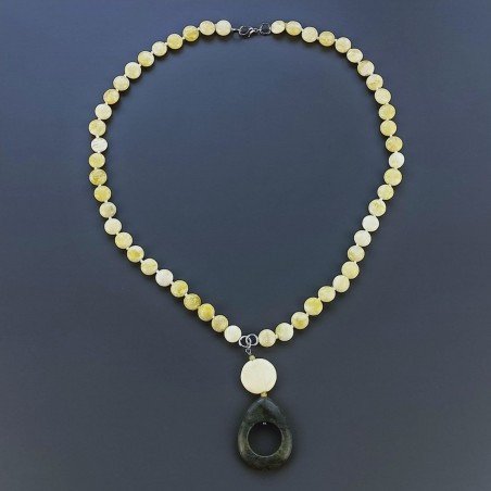 Collana Girocollo Con Pietre Dure Giada Limone E Ciondolo Di Serpentite Annodate A Mano E Chiusura In Ottone 1pz