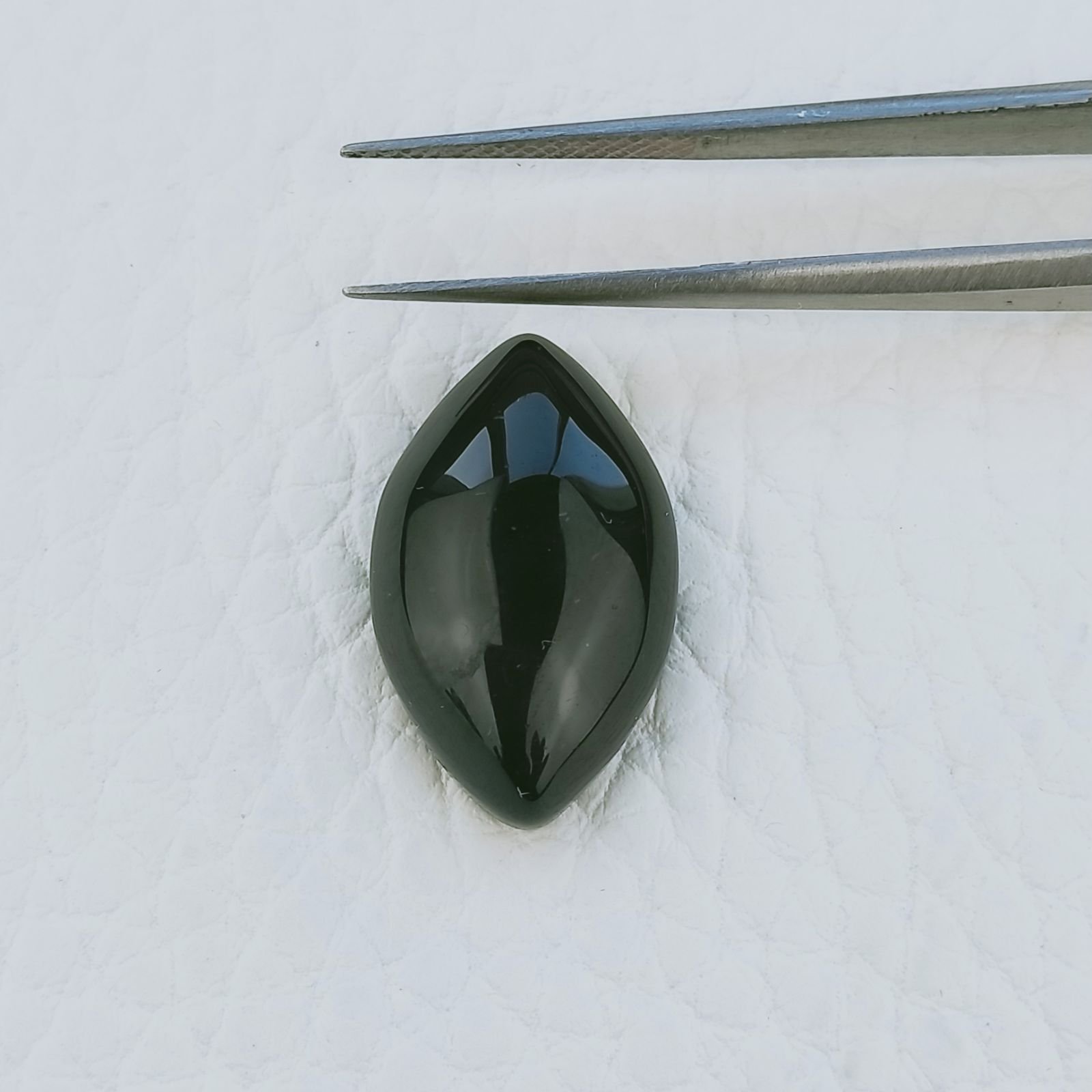 Agata Nera Sultania Forma Navetta Cabochon Fatto A Mano 21X13X6mm 11,85 Carati 1pz