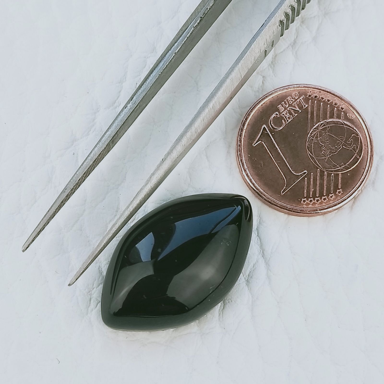 Agata Nera Sultania Forma Navetta Cabochon Fatto A Mano 21X13X6mm 11,85 Carati 1pz