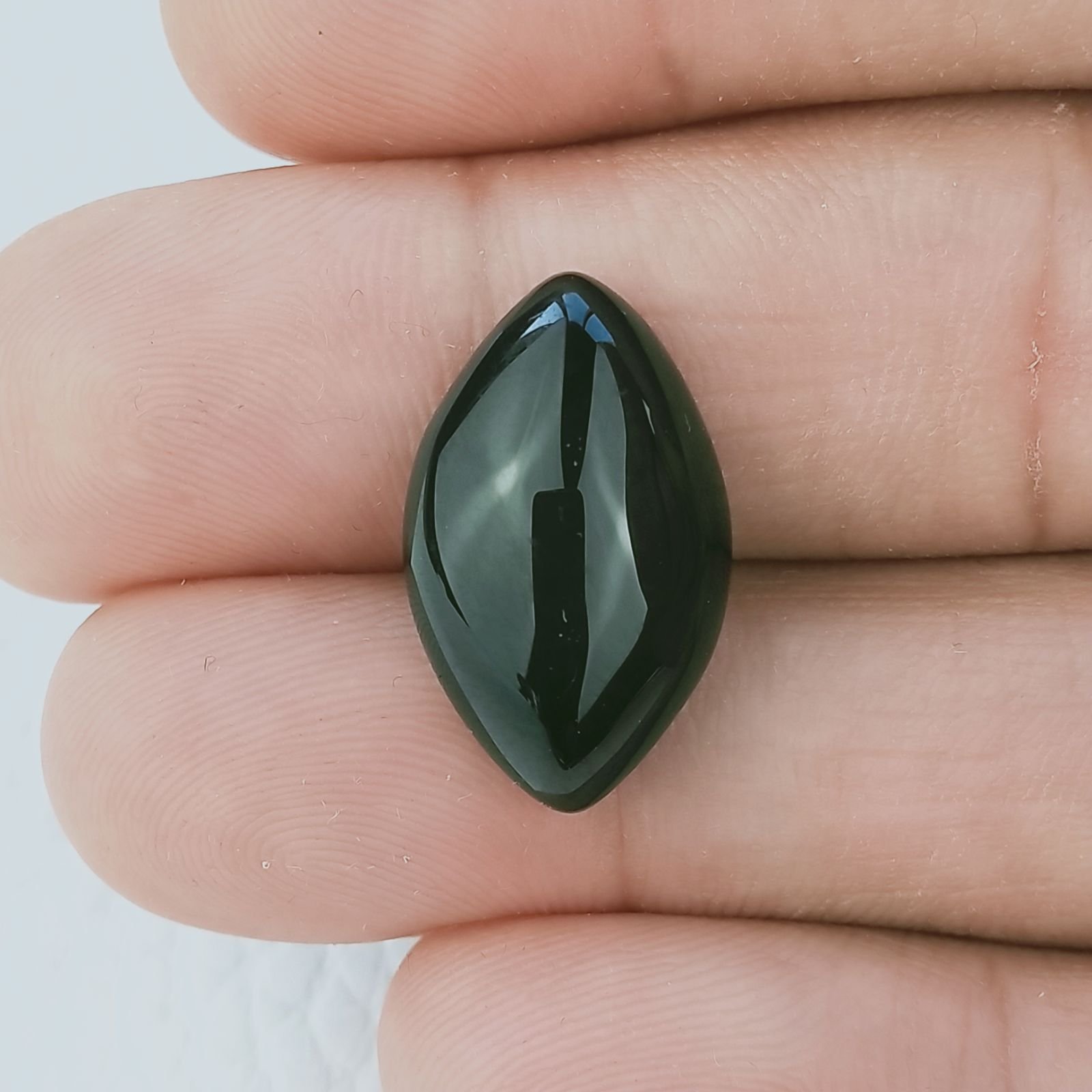 Agata Nera Sultania Forma Navetta Cabochon Fatto A Mano 20X12X5mm 10,10 Carati 1pz