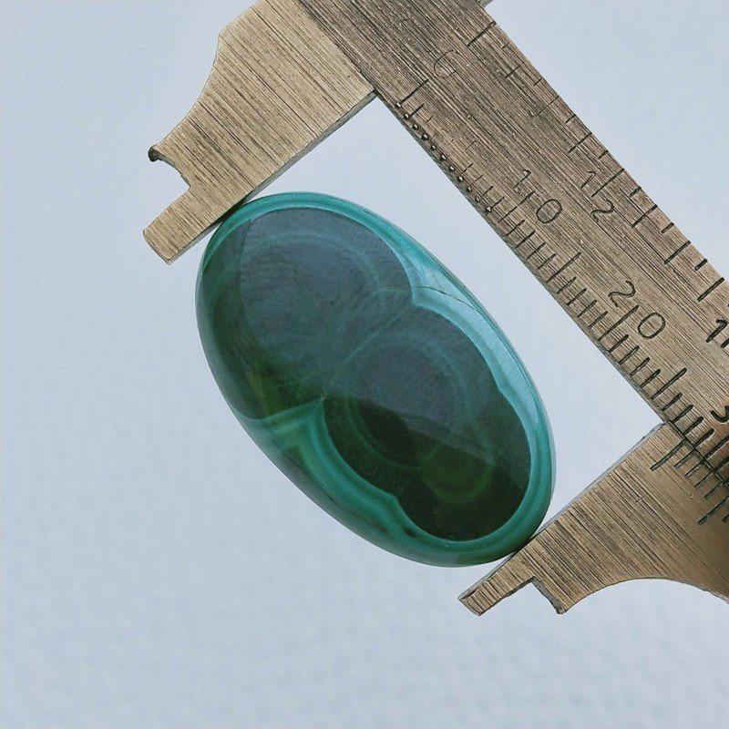 Malachite Naturale Forma Ovale Cabochon Fatto A Mano 28X17X5mm 30,80 Carati 1pz