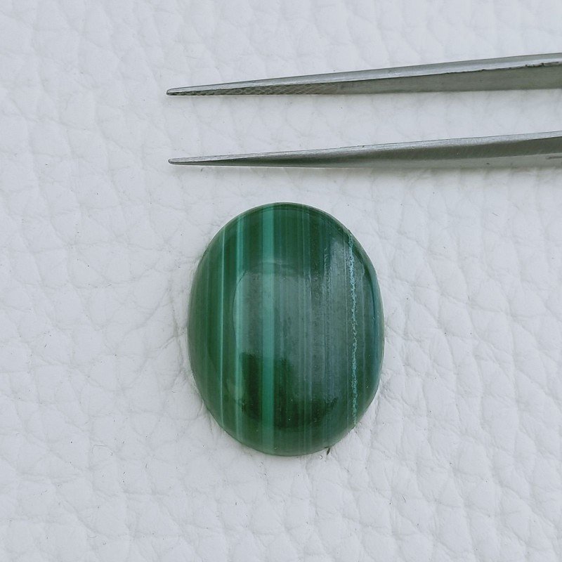 Malachite Naturale Forma Ovale Cabochon Fatto A Mano 22X17X7mm 32,85 Carati 1pz