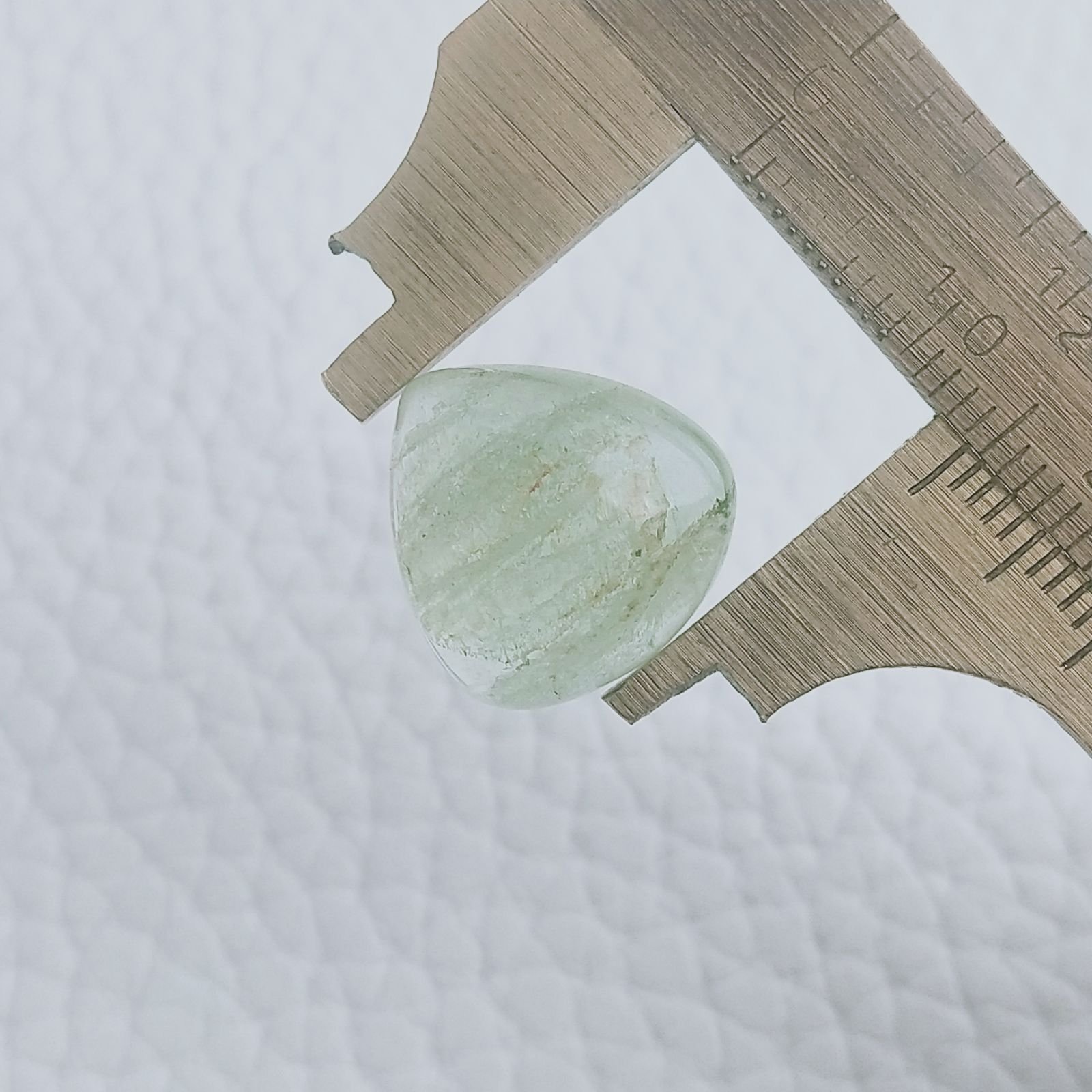 Acquamarina Forma Cuore Ovale Cabochon Fatto A Mano 14X14X6mm 9,45 Carati 1pz
