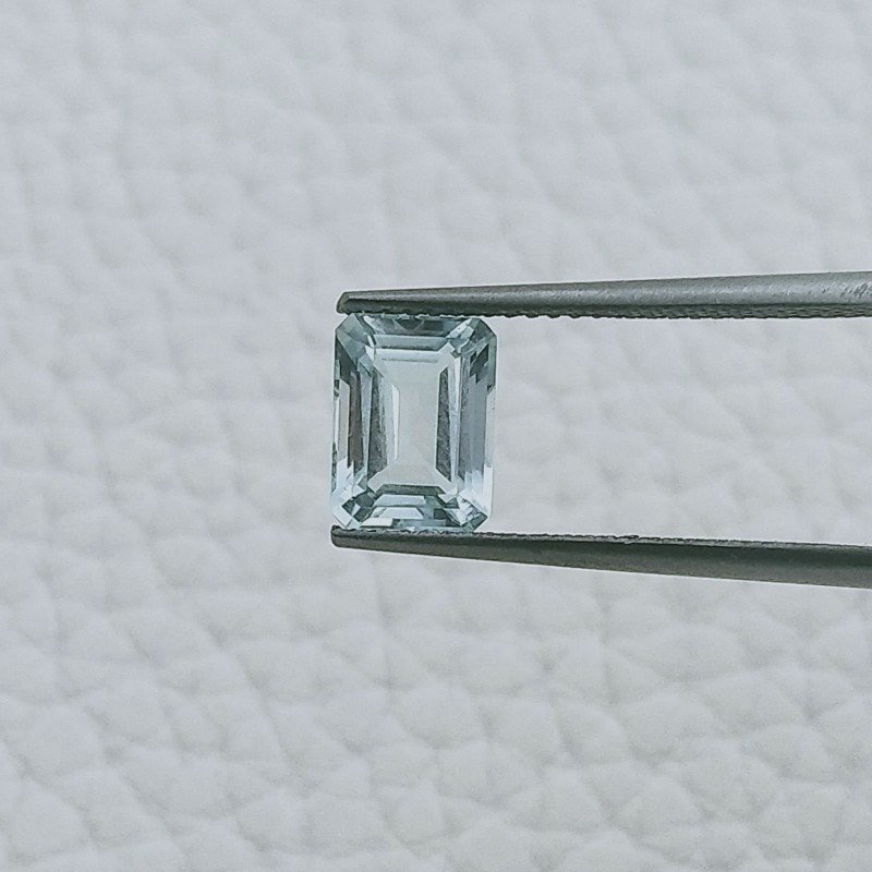 Acquamarina Forma Ottogonale Sfaccettato A Mano Gemma Sciolta 7,50X5,50X4mm 1,60 Carati 1pz