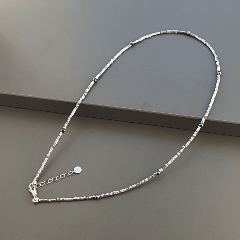 Collana Girocollo Con Ematite Argento Forma Esagonale Sfaccettato E Chiusura In Argento 925-Rodiato