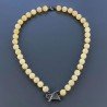 Collana Girocollo Con Pietre Dure Calcite Gialla Annodate A Mano E Chiusura In Argento 925 1pz