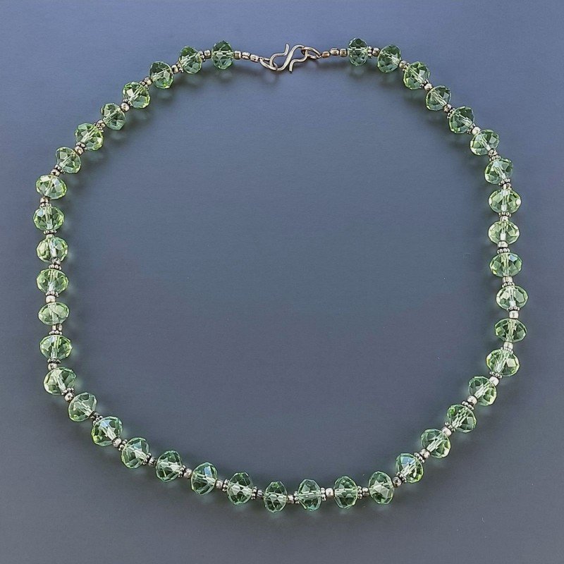 Collana Girocollo Con Cristallo Verde A Mano,Distanziatore E Chiusura In Ottone 1pz