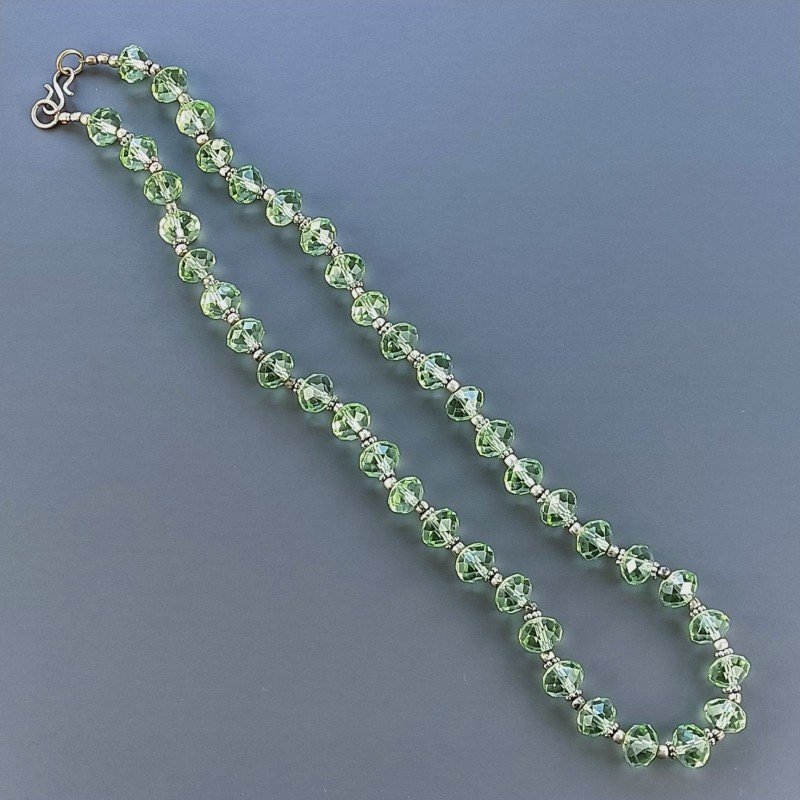 Collana Girocollo Con Cristallo Verde A Mano,Distanziatore E Chiusura In Ottone 1pz