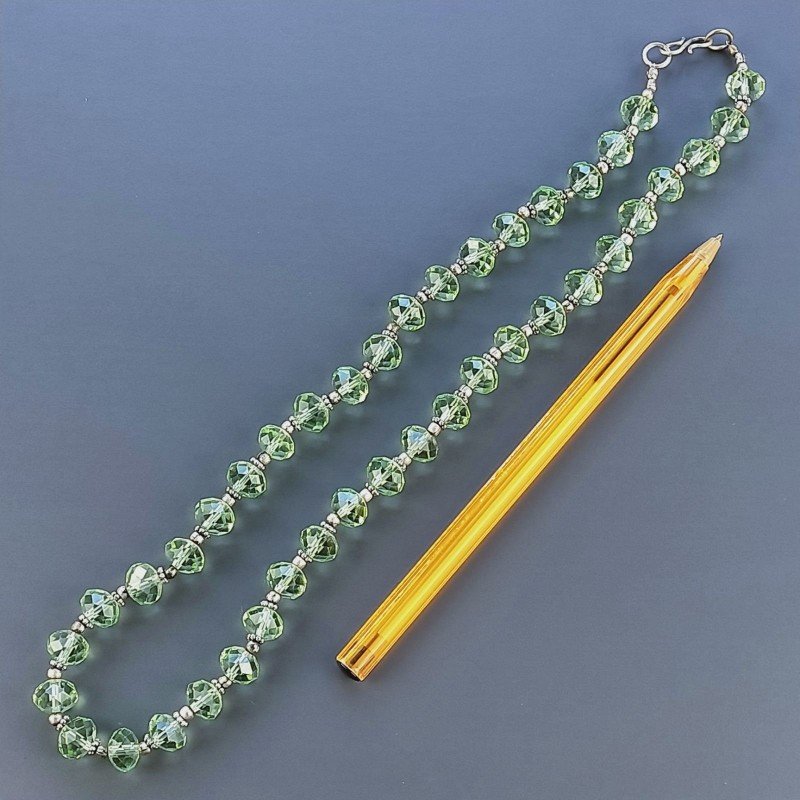 Collana Girocollo Con Cristallo Verde A Mano,Distanziatore E Chiusura In Ottone 1pz