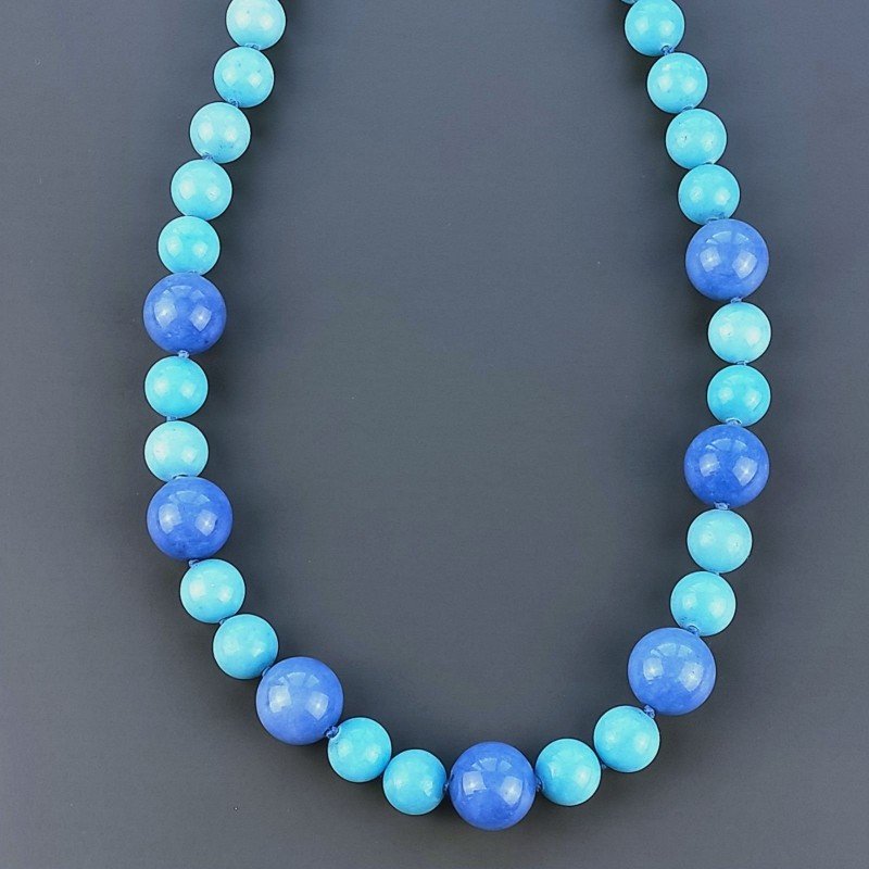 Collana Girocollo Con Pietre Dure Giada Annodate A Mano E Chiusura In Ottone 1pz