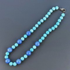Collana Girocollo Con Pietre Dure Giada Annodate A Mano E Chiusura In Ottone 1pz