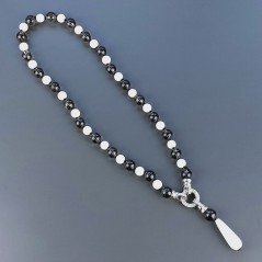 Collana Girocollo Con Pietre Dure Quarzo Fume E Agata Bianca Annodate A Mano E Chiusura Ciambella Zircone In Ottone 1pz