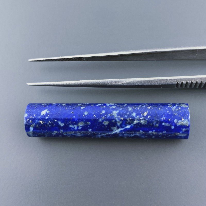 Lapis Lazuli Forma Cilindro Cabochon Fatto A Mano 40X9mm 38,50 Carati 1pz
