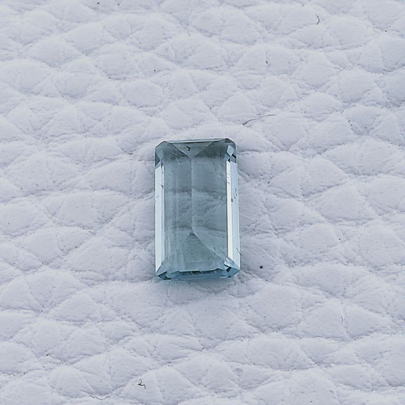 Acquamarina Forma Ottogonale Sfaccettato A Mano Gemma Sciolta 10X5X3mm 1,80 Carati 1pz