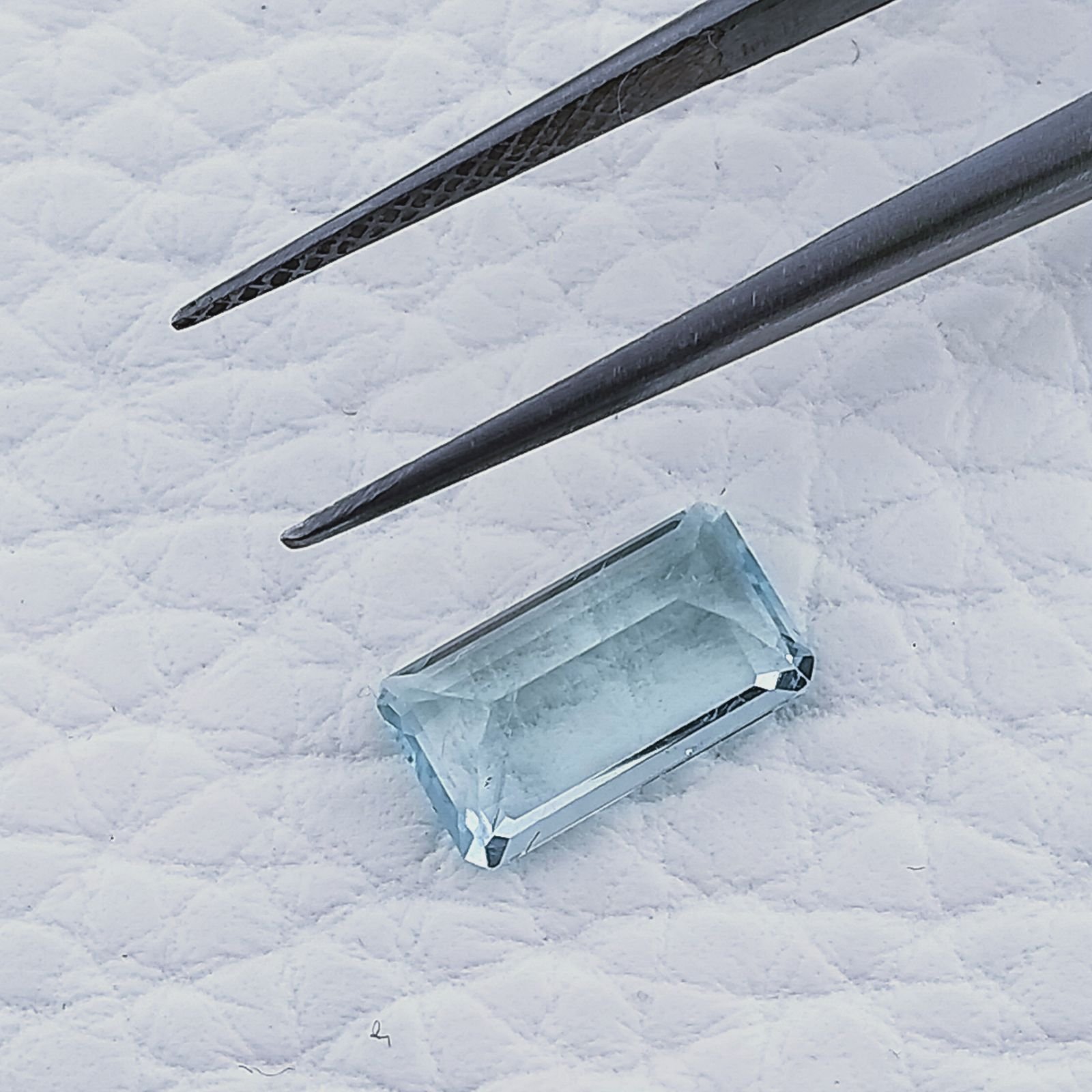 Acquamarina Forma Ottogonale Sfaccettato A Mano Gemma Sciolta 10X5X3mm 1,80 Carati 1pz