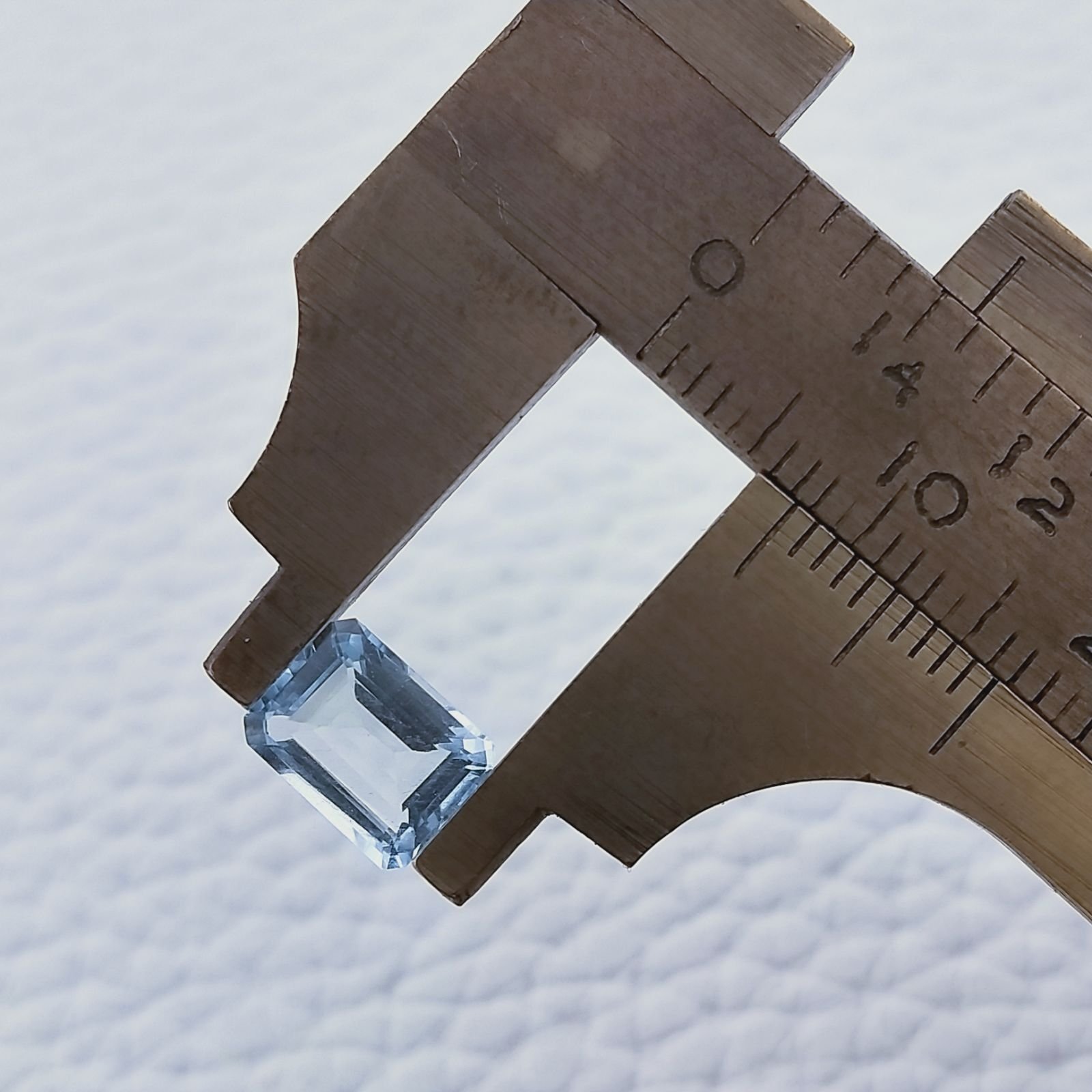 Acquamarina Taglio Smeraldo Ottagono Sfaccettato A Mano Gemma Sciolta 7X5X3mm 1,35 Carati 1pz
