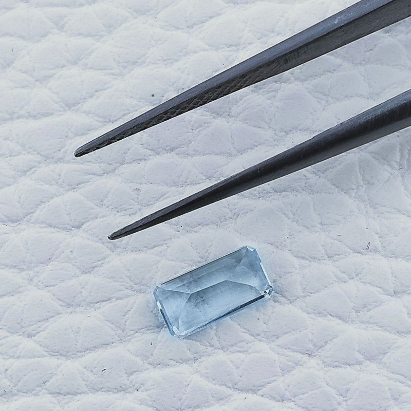 Acquamarina Taglio Smeraldo Ottagono Sfaccettato A Mano Gemma Sciolta 8X4X2mm 0,65 Carati 1pz
