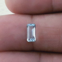 Acquamarina Taglio Smeraldo Ottagono Sfaccettato A Mano Gemma Sciolta 8X4X2mm 0,65 Carati 1pz