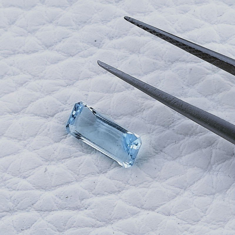 Acquamarina Taglio Smeraldo Ottagono Sfaccettato A Mano Gemma Sciolta 9X4X3mm 0,90 Carati 1pz