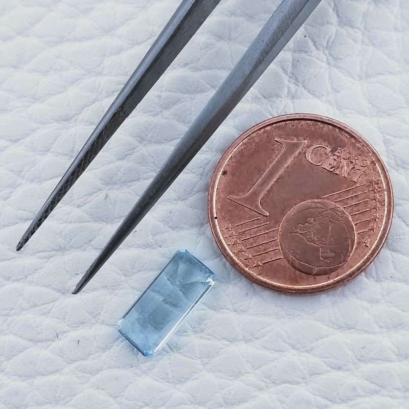 Acquamarina Taglio Smeraldo Ottagono Sfaccettato A Mano Gemma Sciolta 9X4X3mm 0,90 Carati 1pz