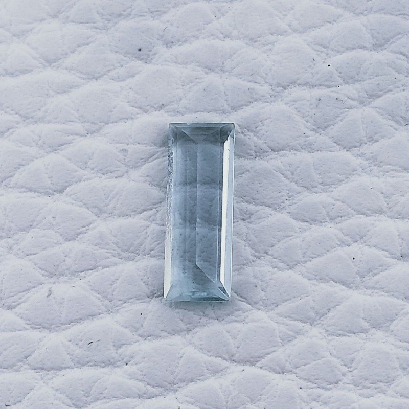 Acquamarina Forma Baguette Sfaccettato A Mano Gemma Sciolta 12X4X2mm 1,20 Carati 1pz Acquamarina Forma Baguette Sfaccettato A Mano Gemma Sciolta 12X4X2mm 1,20 Carati 1pz