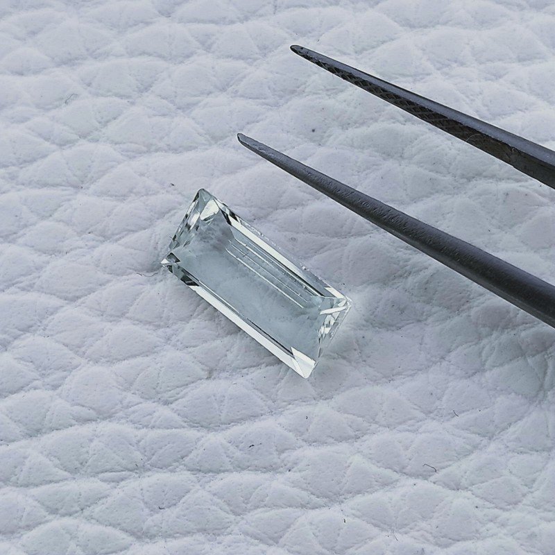 Acquamarina Forma Baguette Sfaccettato A Mano Gemma Sciolta 11X5X3mm 2,20 Carati 1pz Acquamarina Forma Baguette Sfaccettato A Mano Gemma Sciolta 11X5X3mm 2,20 Carati 1pz