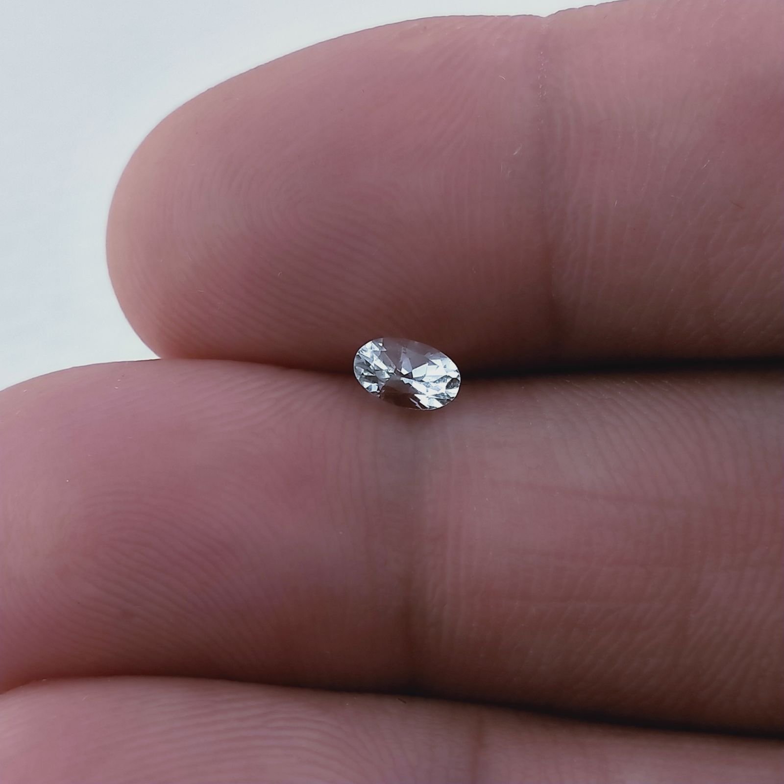 Acquamarina Forma Ovale Sfaccettato A Mano Gemma Sciolta 5X3X2mm 0,20 Carati 1pz