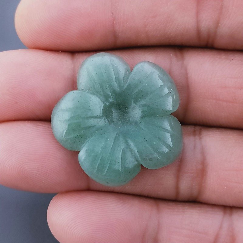 Cabochon di Avventurina Verde Fiore Inciso, 28x7 mm, 26,40 ct, Fatto a Mano