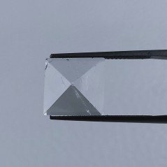 Cristallo Di Rocca Forma Piramide Cabochon Fatto A Mano 11X11X9mm 7,10 Carati 1pz