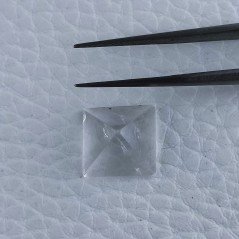 Cristallo Di Rocca Forma Piramide Cabochon Fatto A Mano 11X11X9mm 7,10 Carati 1pz