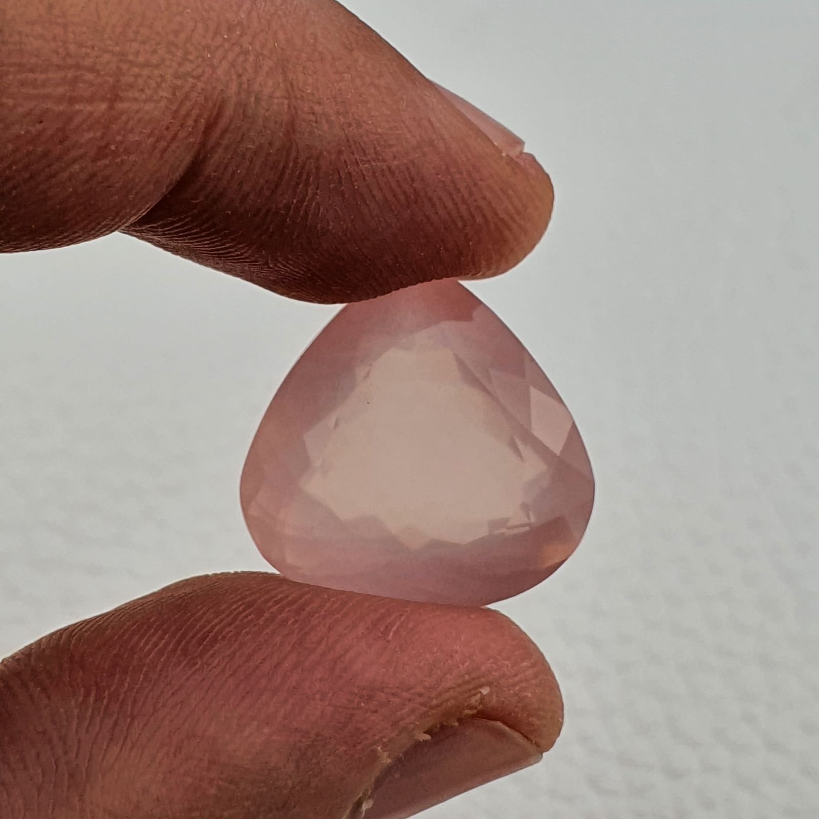 Quarzo Rosa Naturale Taglio Cuore Sfaccettato a Mano Gemma Sciolta 18X18X10mm 18,85 Carati 1pz
