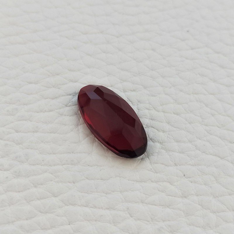 Quarzo Granato Idrotermale Taglio Ovale Sfaccettata a Mano Gemma Sciolta 19X10X6mm 7,65 Carati 1pz